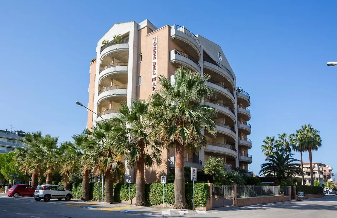 Residence Torre Del Mar-1